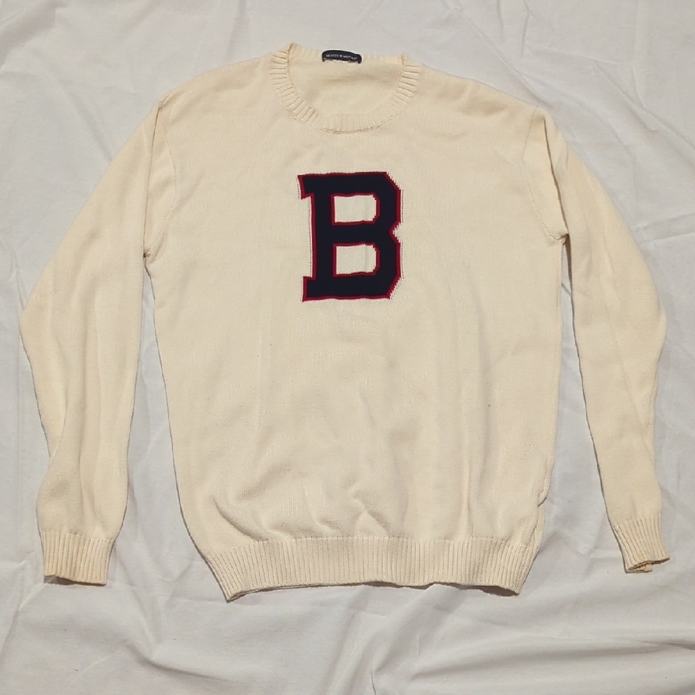 Brandy Melville Cream Crewneck Sweater with Black 'B'